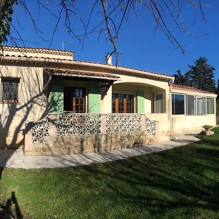La Maison Des Sources Salon-de-Provence Eksteriør bilde